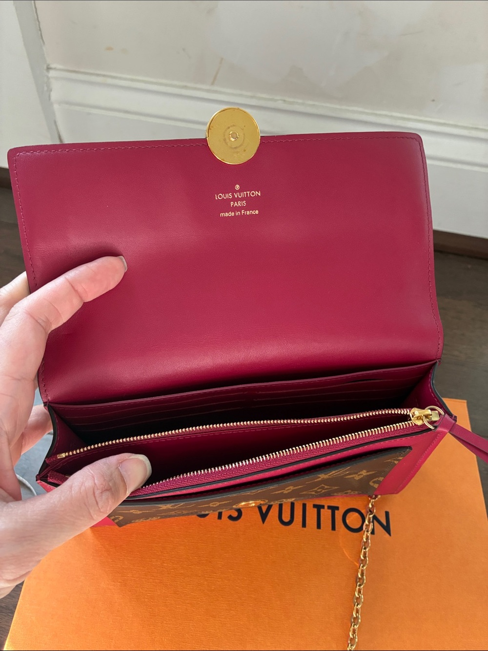 Louis Vuitton Monogram Flore Wallet on Chain - Picture 8 of 10